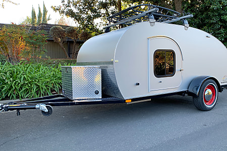 Folding trailer