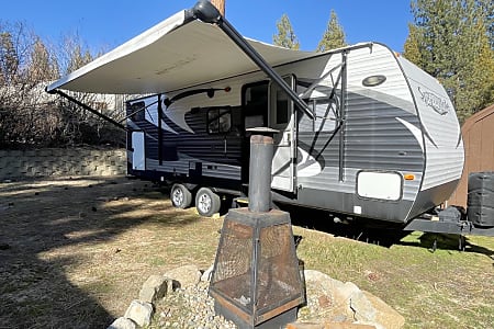 Travel trailer