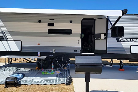 Travel trailer