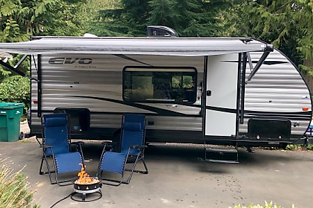 Travel trailer