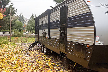 Travel trailer