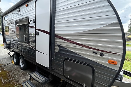 Travel trailer