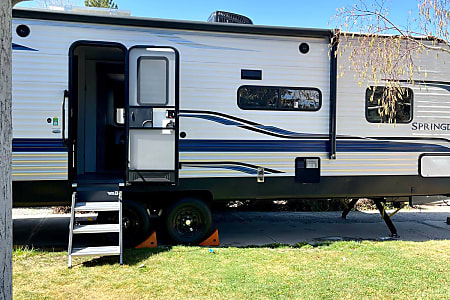 Travel trailer