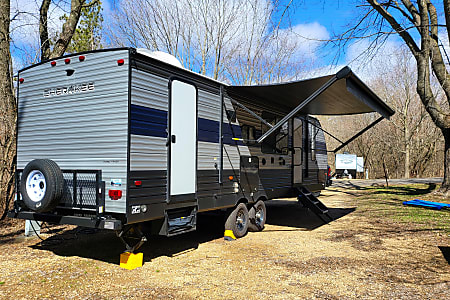 Travel trailer