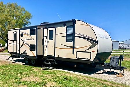 Travel trailer