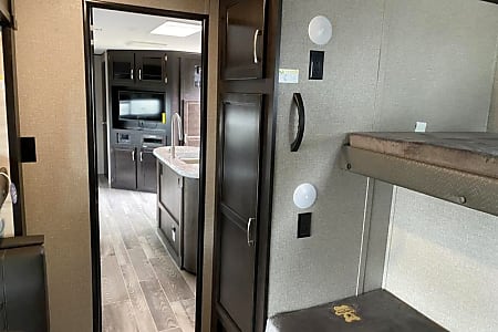 Travel trailer