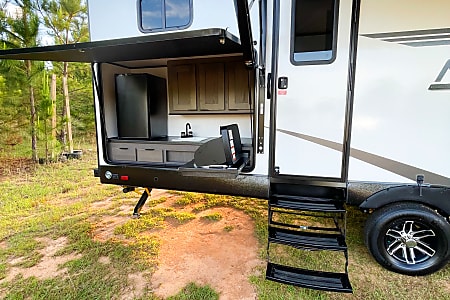 Travel trailer