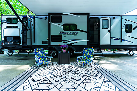 Travel trailer