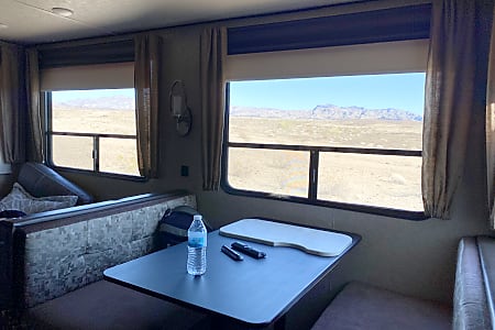 Fifth-wheel