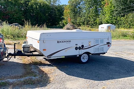 Folding trailer