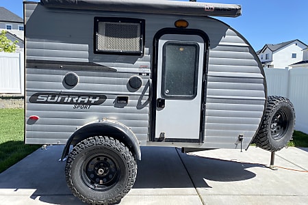 Travel trailer