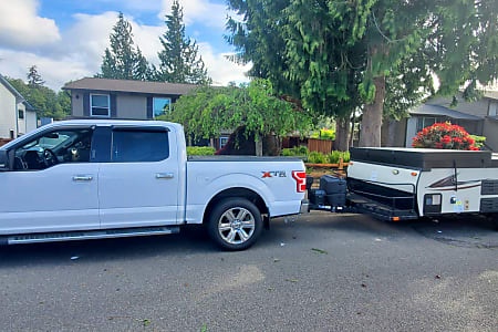 Folding trailer