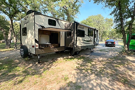 Travel trailer