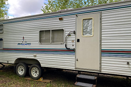 Travel trailer