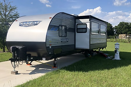 Travel trailer