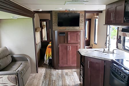 Travel trailer