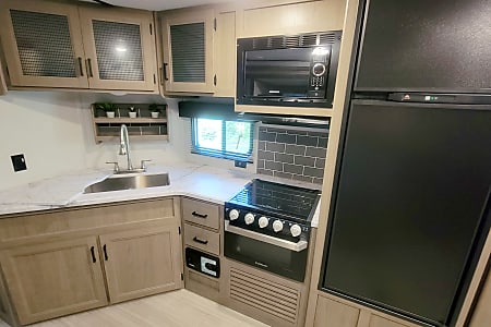 Travel trailer