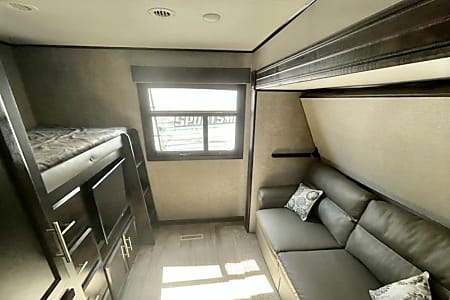 Travel trailer