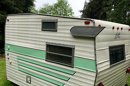 Travel trailer