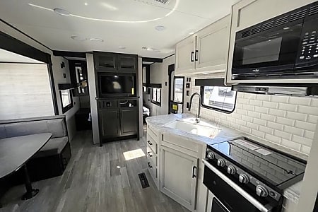 Travel trailer