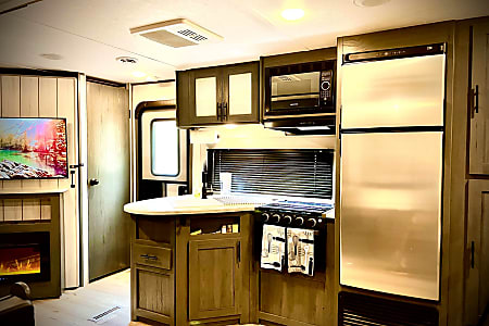 Travel trailer