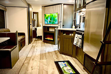 Travel trailer