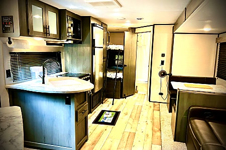 Travel trailer