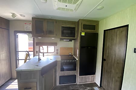 Travel trailer