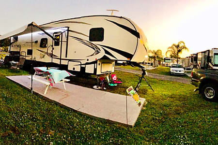 Fifth-wheel