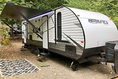 Travel trailer