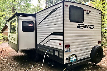 Travel trailer