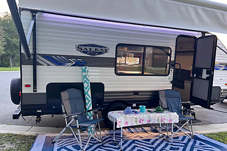 Travel trailer