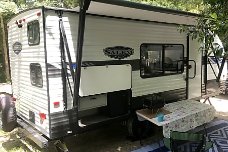 Travel trailer