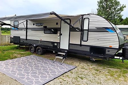 Travel trailer