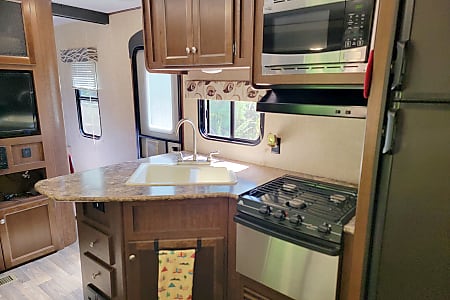 Travel trailer