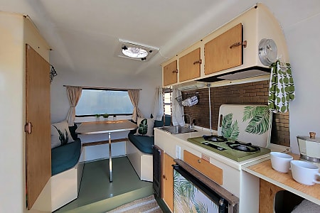 Travel trailer