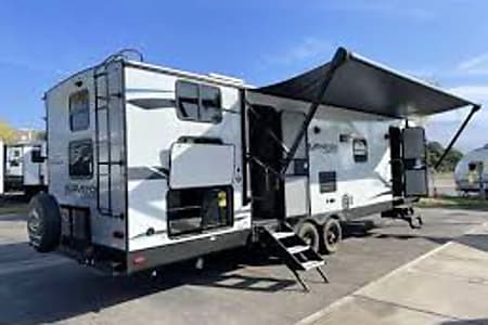 Travel trailer