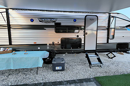 Travel trailer