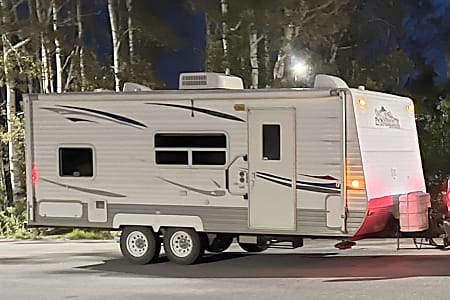 Travel trailer