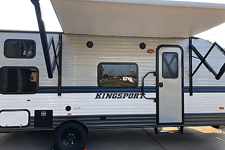 Travel trailer