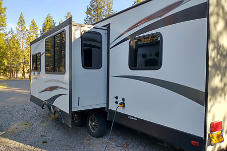 Travel trailer