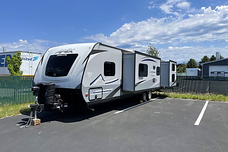 Travel trailer