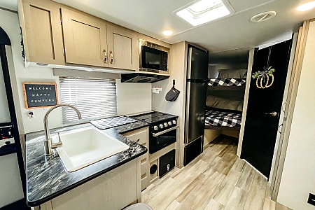 Travel trailer