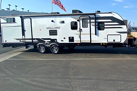 Travel trailer