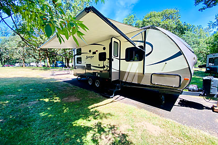 Travel trailer