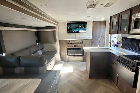 Travel trailer