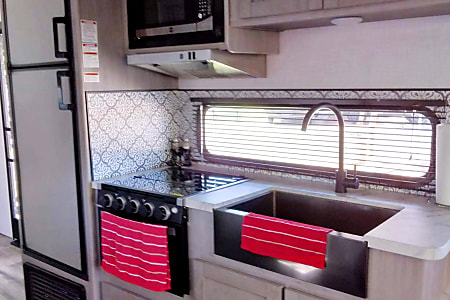 Travel trailer