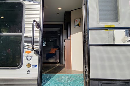 Travel trailer