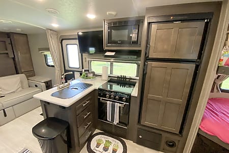 Travel trailer