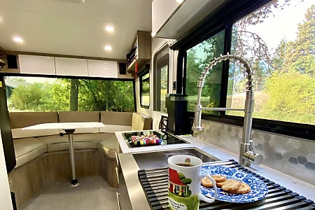 Travel trailer